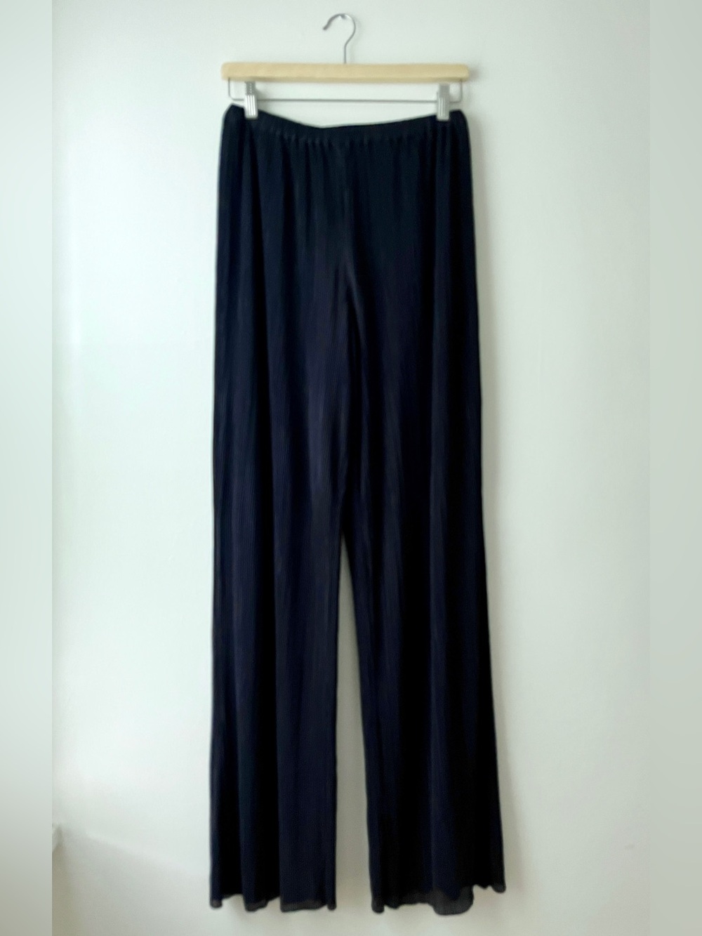 DISSH Pleated Wide-Leg Pants in Charcoal Gray